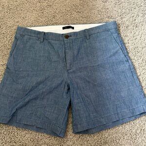 BANANA REPUBLIC SHORTS